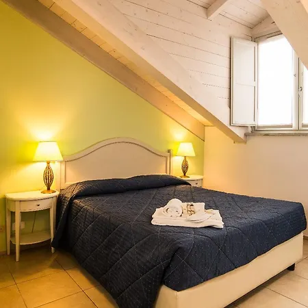 Santa Giulia E Apartahotel