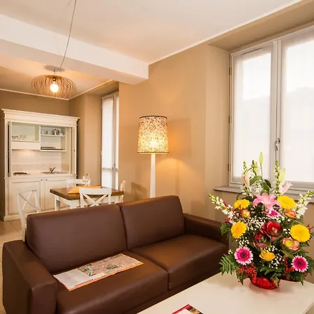 Santa Giulia E アパートホテル トリノ