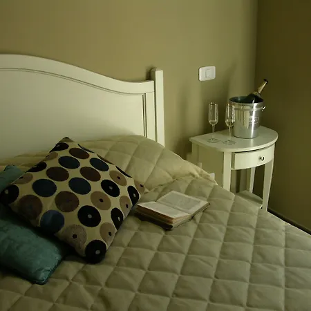 Santa Giulia E 4* トリノ