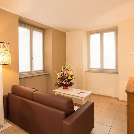 Santa Giulia E Lejlighedshotel 4*