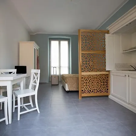 Santa Giulia E Lägenhetshotell 4*