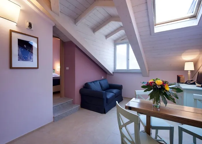 Aparthotel Santa Giulia E 4*