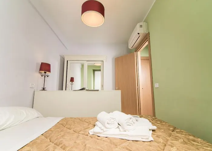 Santa Giulia E Aparthotel 4*
