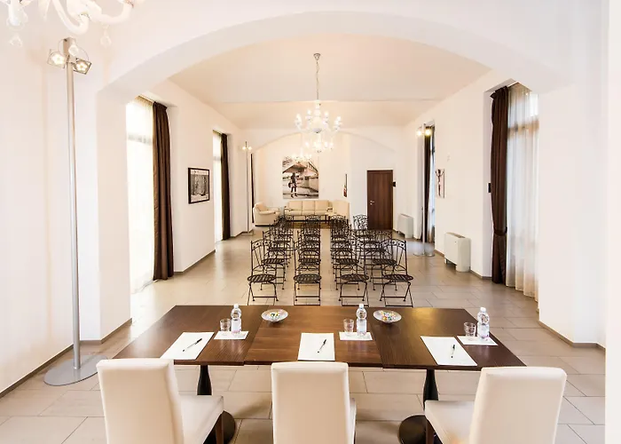 Santa Giulia E Aparthotel 4*