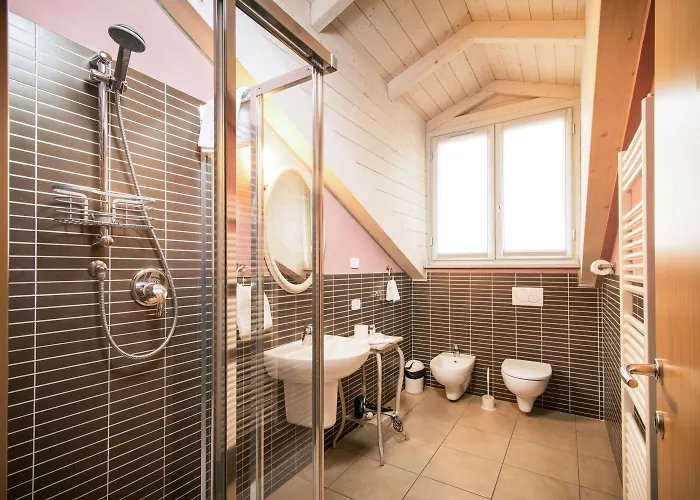 Santa Giulia E 4* Turín