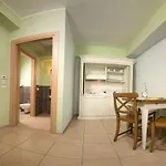 Santa Giulia E 4* טורינו